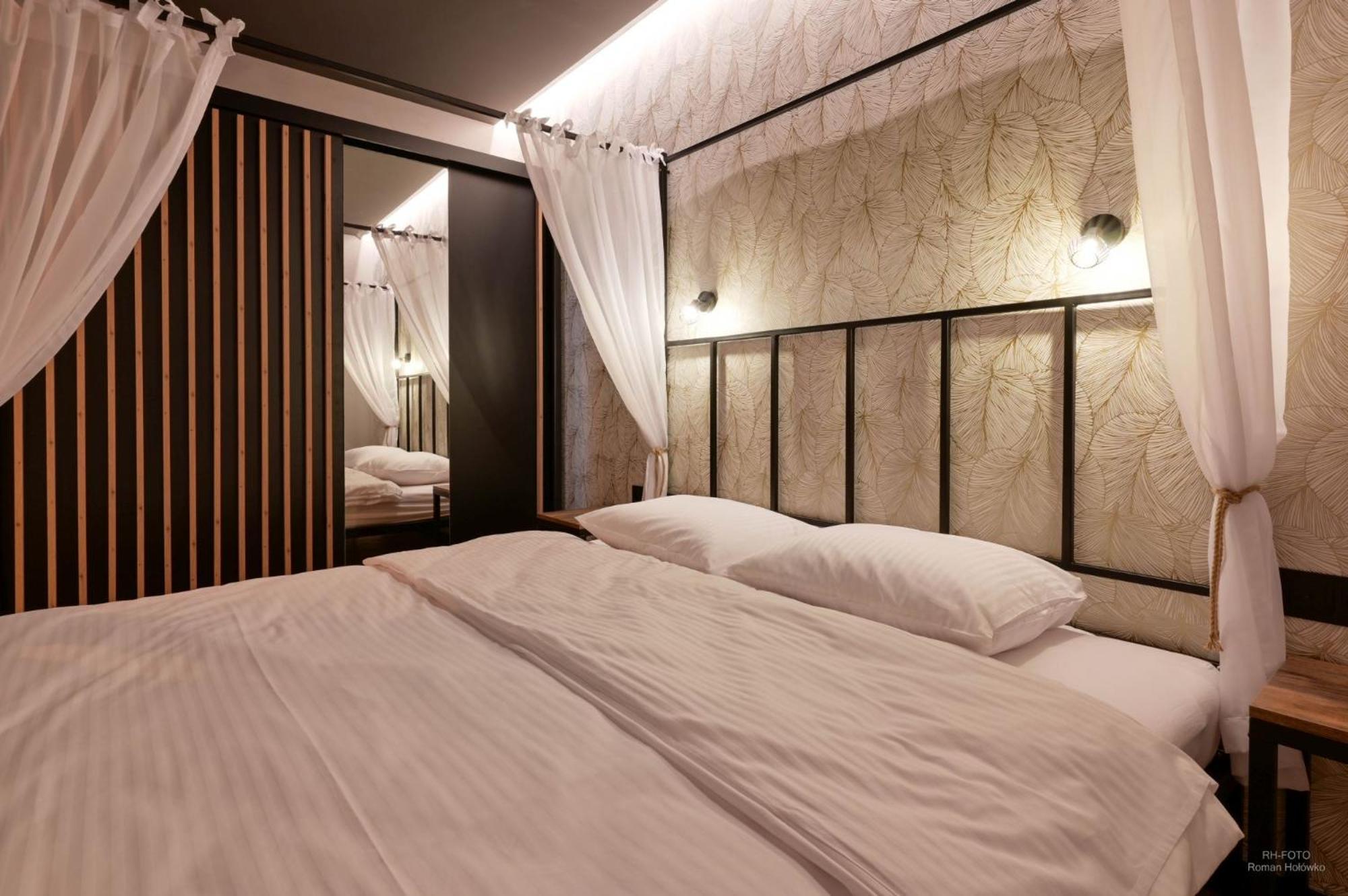 Aparthotel Mamma Mia - Освенцим Экстерьер фото