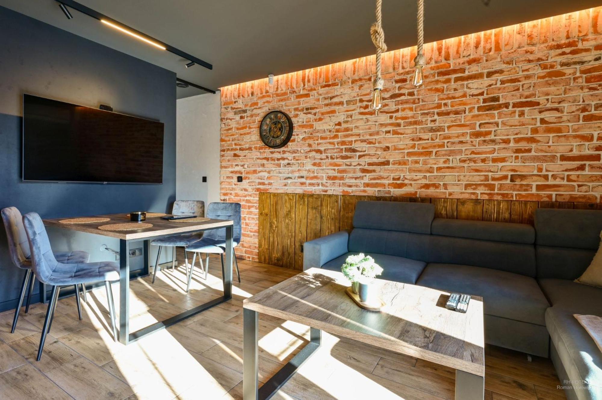 Aparthotel Mamma Mia - Освенцим Экстерьер фото